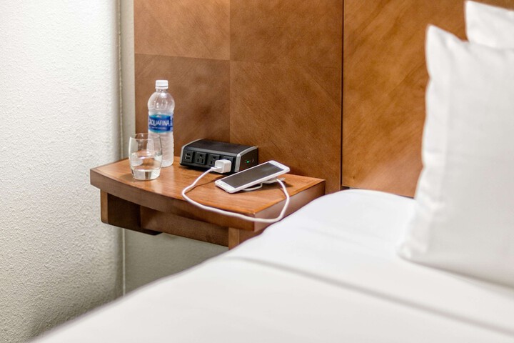 Room 21 of 49