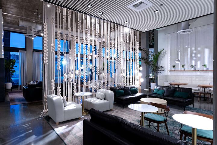 The Fort Sutter Sacramento Tapestry Collection by Hilton