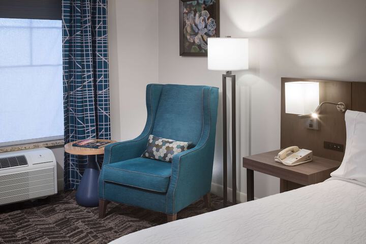 Room 15 of 36