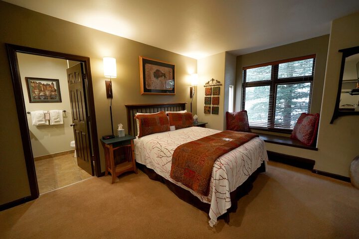 Frisco Inn on Galena Street