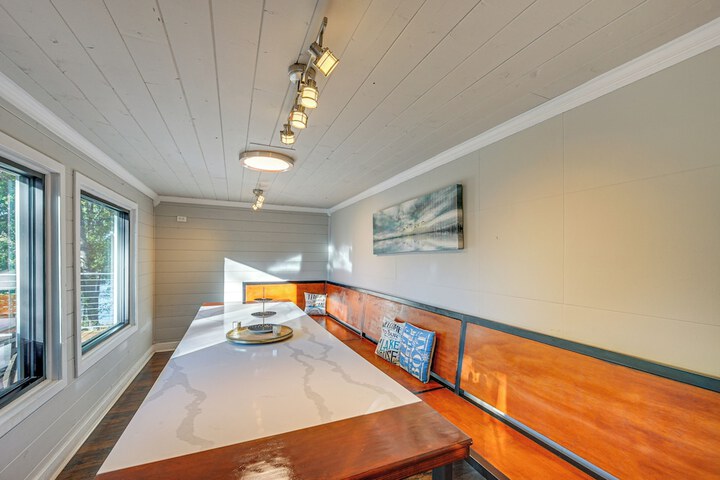 Game Room Trails! 30-acre Lakefront Streetman Gem