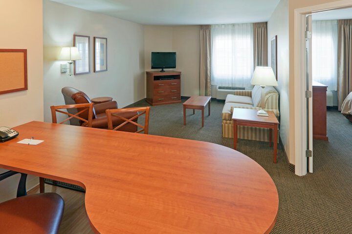 Room 26 of 32