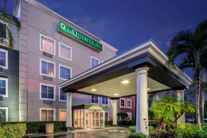 Hotel 4 of 28