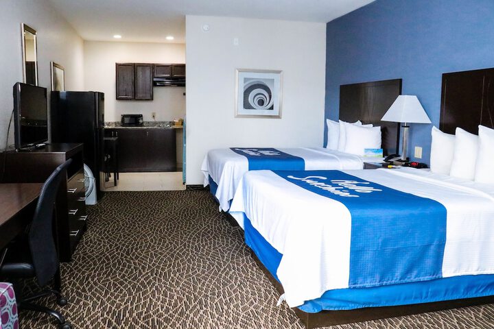 Room 5 of 22