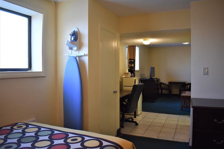 Room 4 of 22