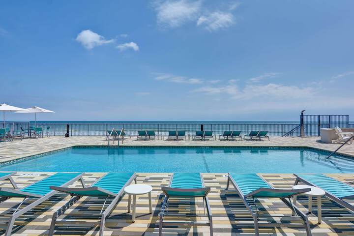 Home2 Suites by Hilton Ormond Beach Oceanfront
