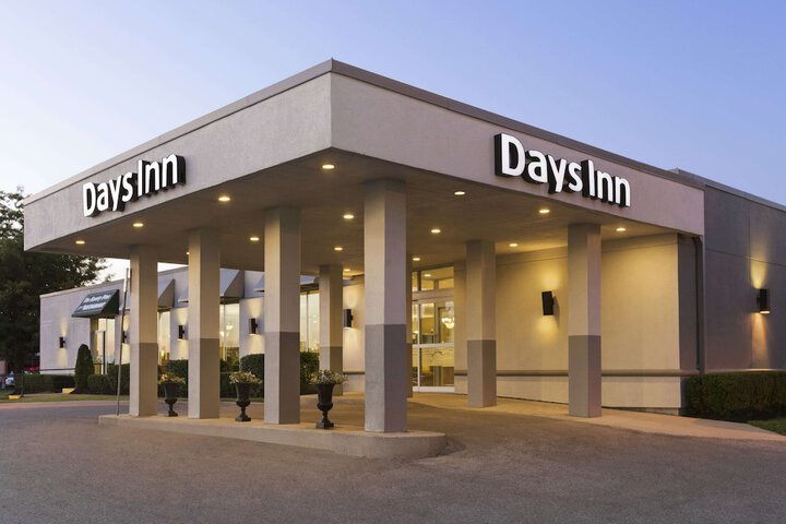 Hotel 4 of 34