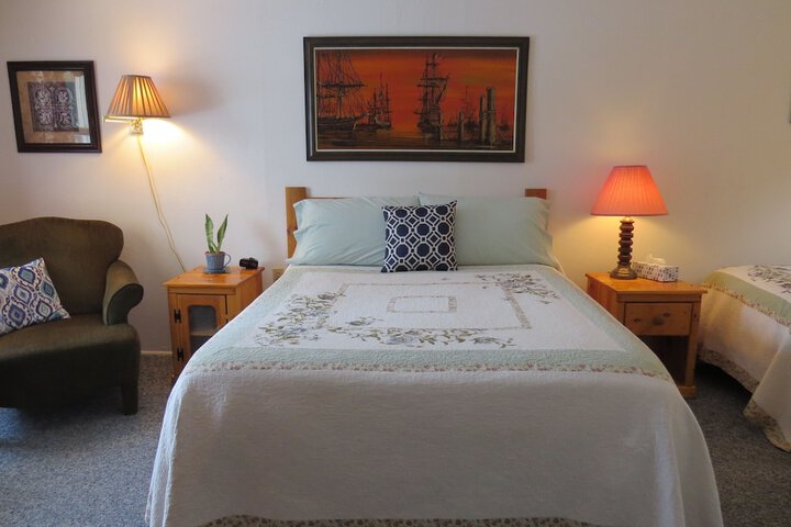 Room 12 of 46