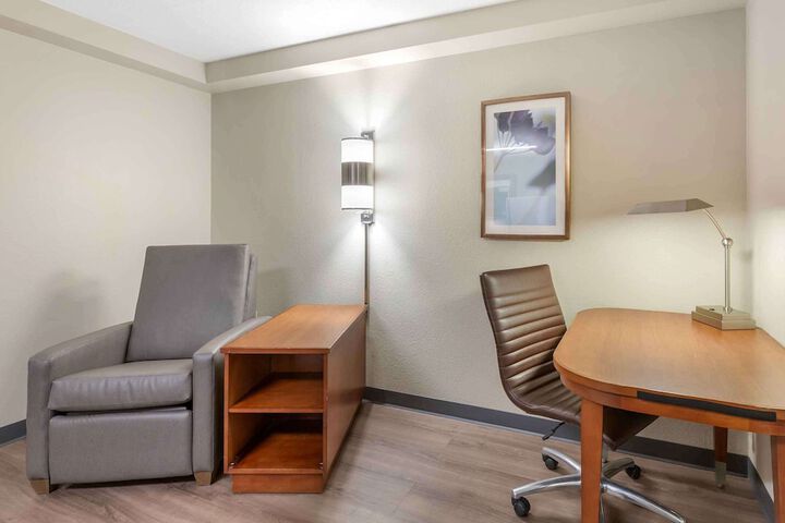 Room 22 of 41