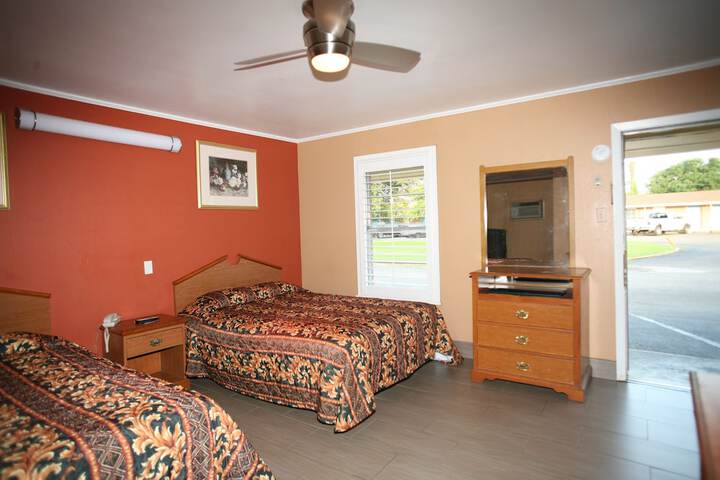 Royal Inn