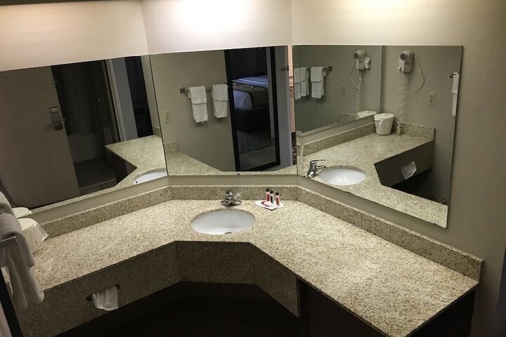 Room 18 of 30