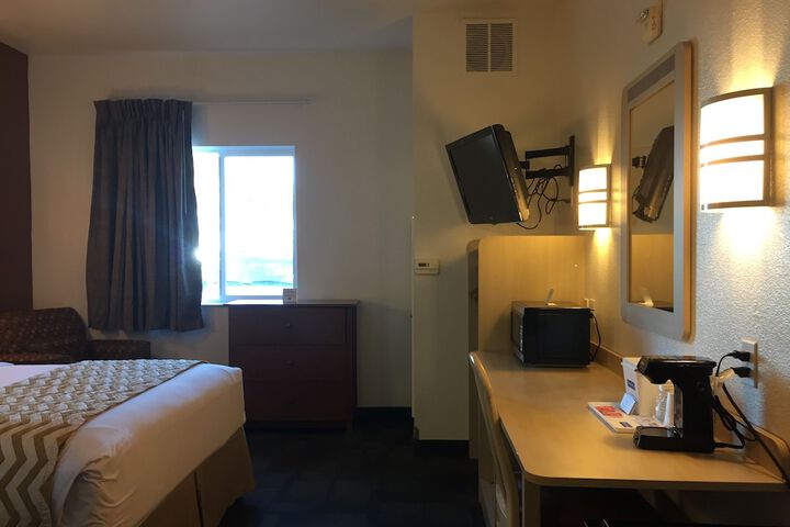 Room 35 of 56