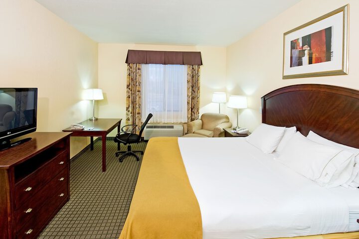 Room 21 of 33