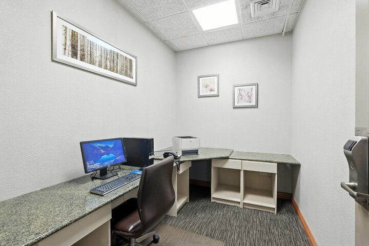 Country Inn & Suites by Radisson Merrillville, IN