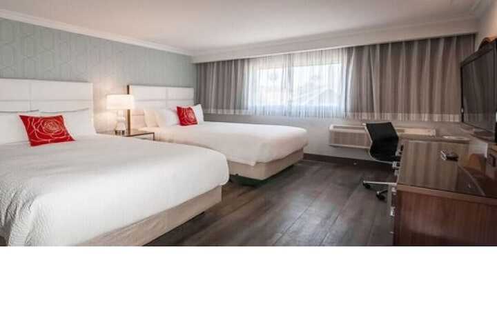 Room 44 of 76