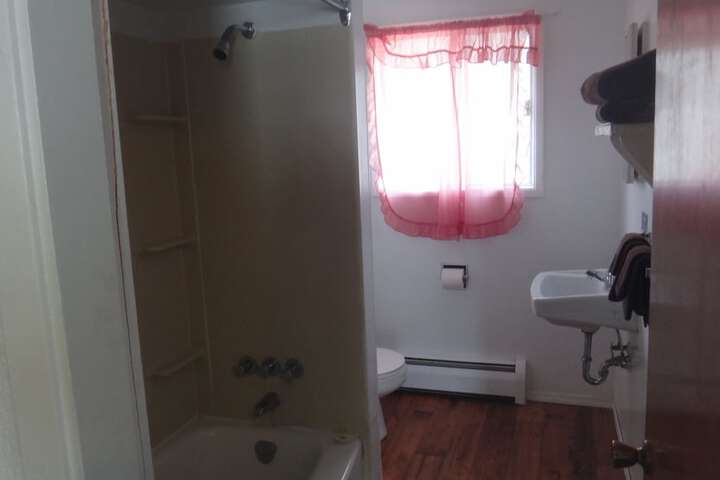 Room 14 of 16