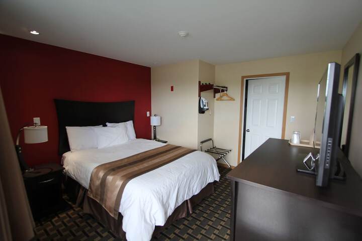 Room 32 of 34