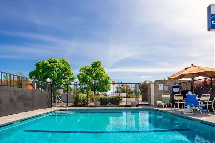 Best Western Willows Inn