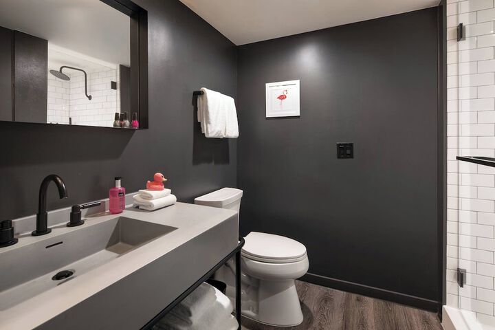 Room 19 of 50