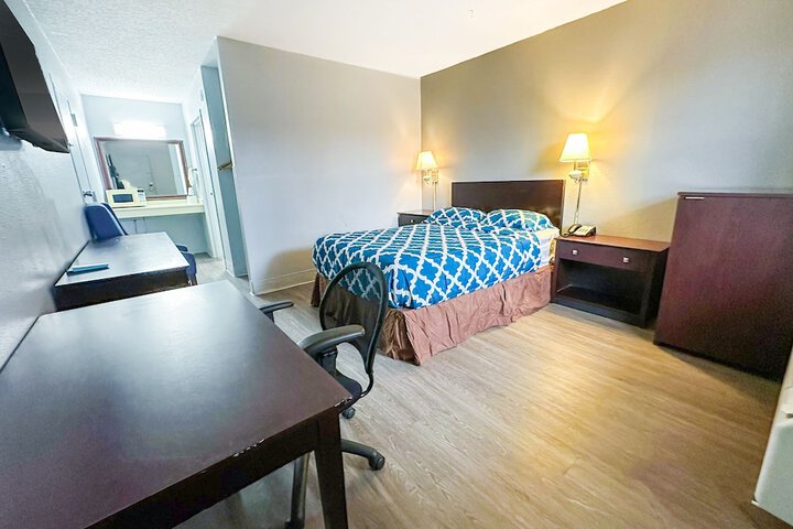 Room 30 of 58