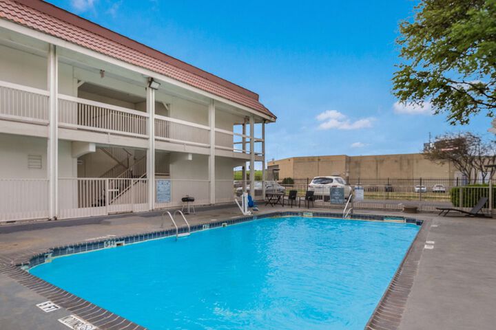 Pool 7 of 52