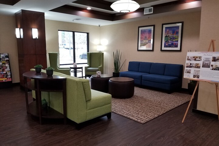 Hotel Interior 9 of 48