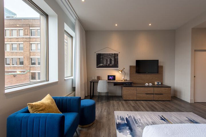 Room 21 of 53