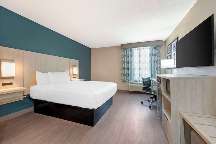 Room 21 of 45