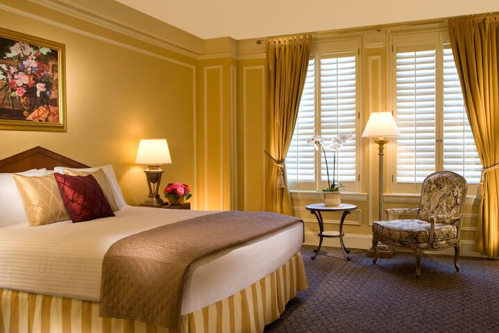 Room 34 of 101