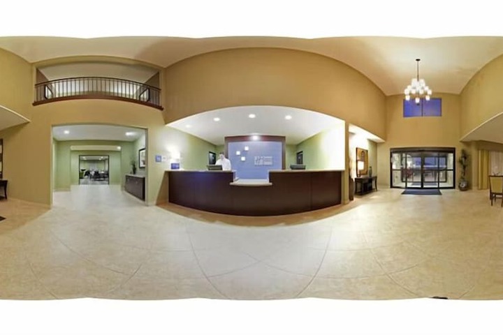 Holiday Inn Express Marble Falls by IHG