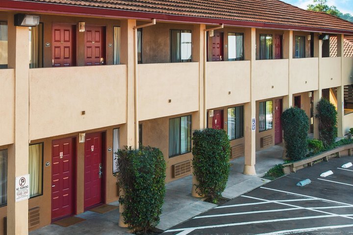 Hotel 2 of 19