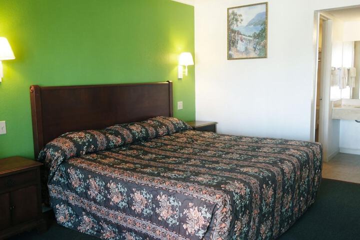 Baton Rouge West Inn