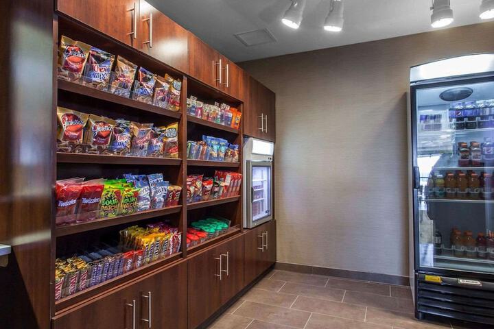 Comfort Suites Youngstown North
