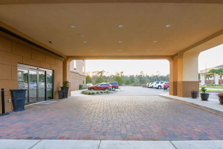 Hotel 4 of 96