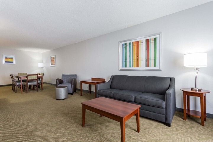 Wingate by Wyndham Chesapeake