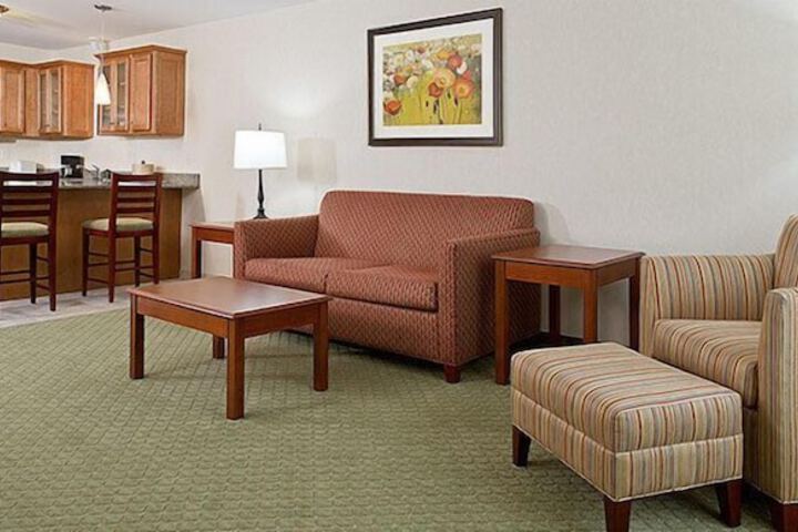 White River Inn and Suites