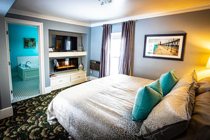 Room 41 of 65