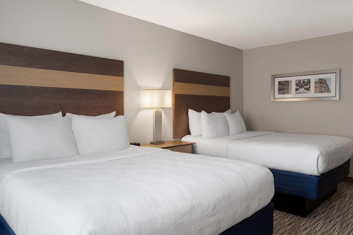 Little Crow Hotel & Conference Trademark by Wyndham