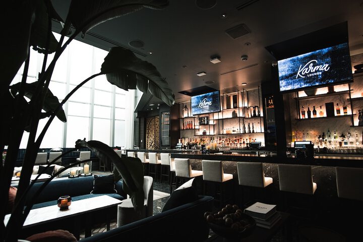 Paradox Vancouver
