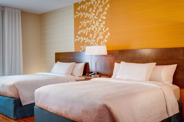 Room 14 of 24