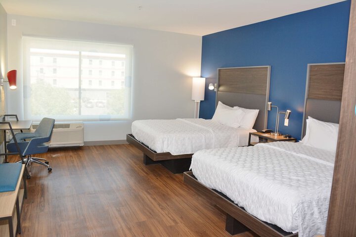 Room 14 of 35