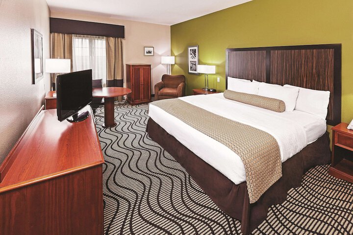 La Quinta Inn & Suites by Wyndham Corpus Christi Northwest