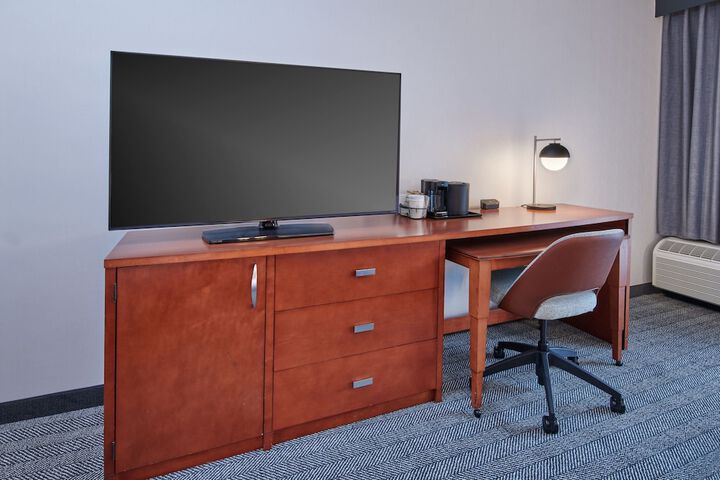 Courtyard by Marriott Detroit Livonia