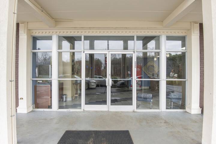 Travelers Inn & Suites Forest City