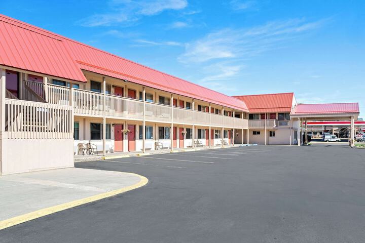 Hotel 6 of 46