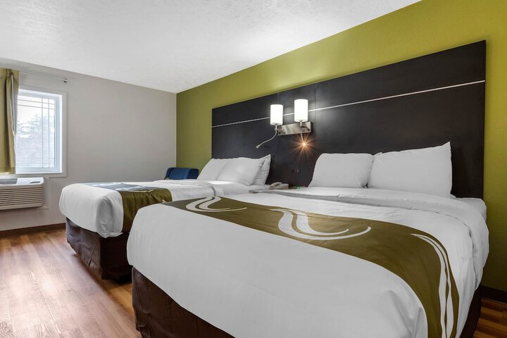 Quality Inn Coraopolis - Pittsburgh Airport
