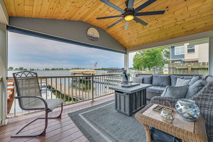 Anglers Cottage on Lake Cornelia: Pets Welcome!