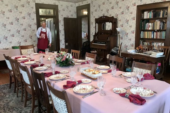 Breakfast/Coffee Service 35 of 42