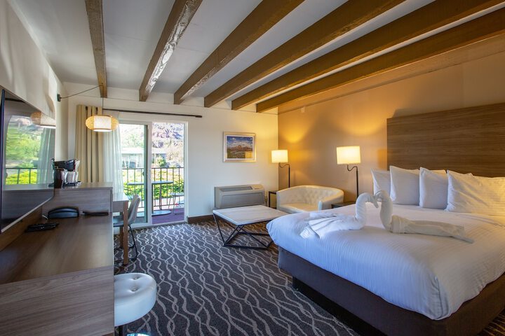 Room 11 of 46