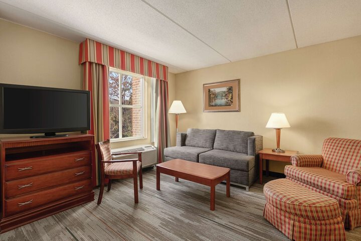 Room 16 of 52